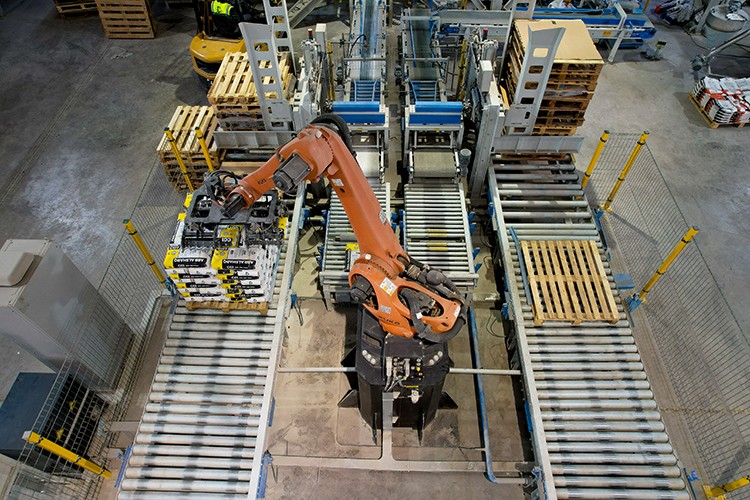 İnşaat malzemelerinin üretimi robotlara emanet