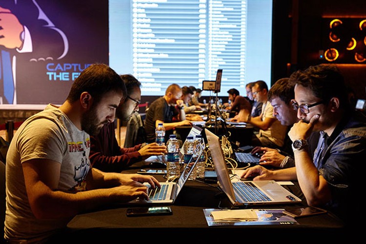 'Bayrağı Yakala' heyecanı yeniden başlıyor