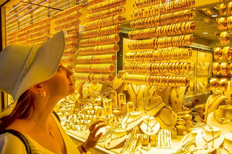 Kapalıçarşı'da altın