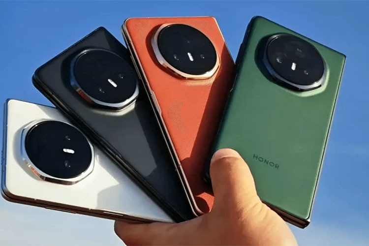 HONOR'un yeni modeli Magic V3 tanıtıldı