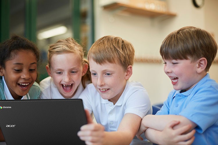 Öğrencilere tüm gün üretkenlik sunuyor