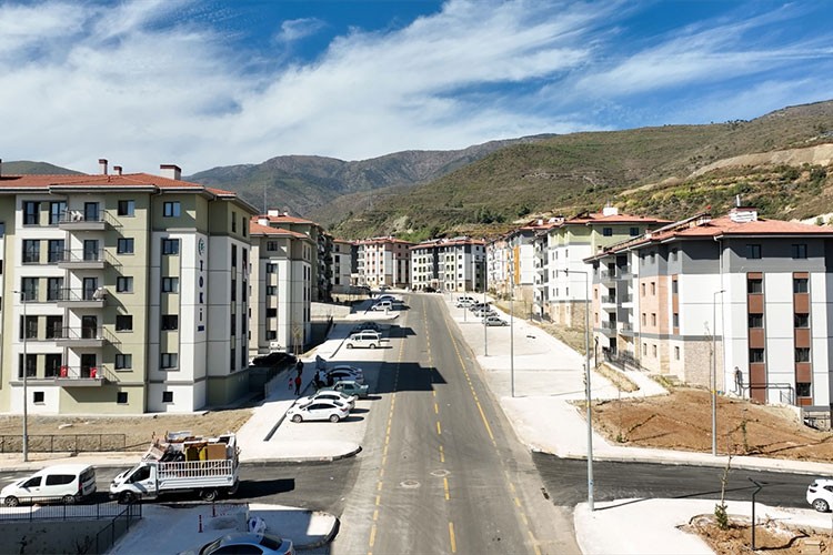 Antakya Gülderen Mahallesi'nde 2 bin 681 afet konutunu tamamladı