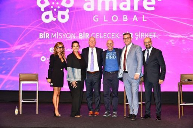 Kyani ve Amare global güçlerini birleştirdi