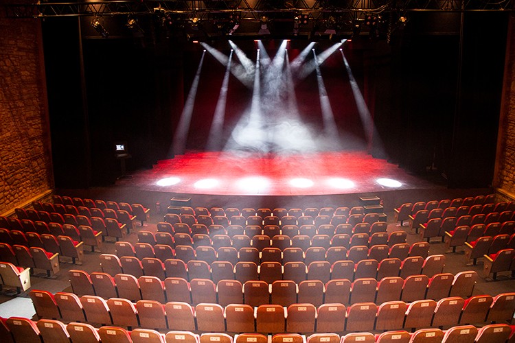 Mart'ta şehrin sahnesi: Fişekhane