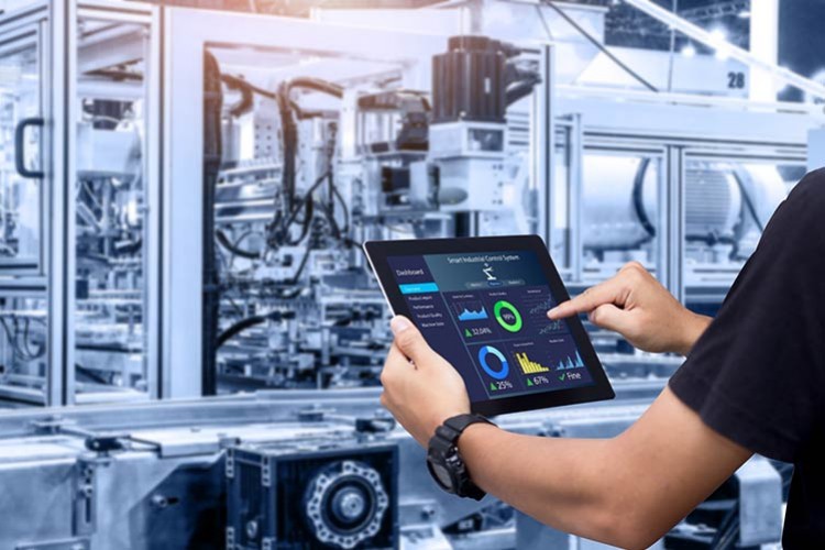 Fabrikalarda dijital dönüşüm hızlandı