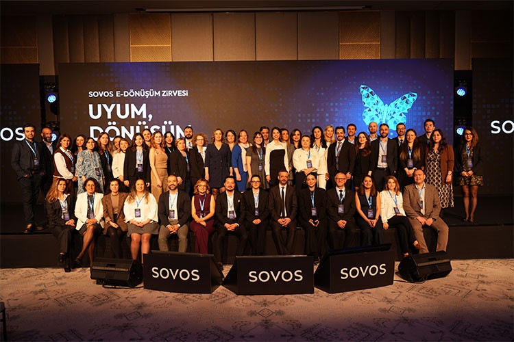 Yeni Teknolojiler e-Dönüşüm Zirvesinde Ses Getirdi