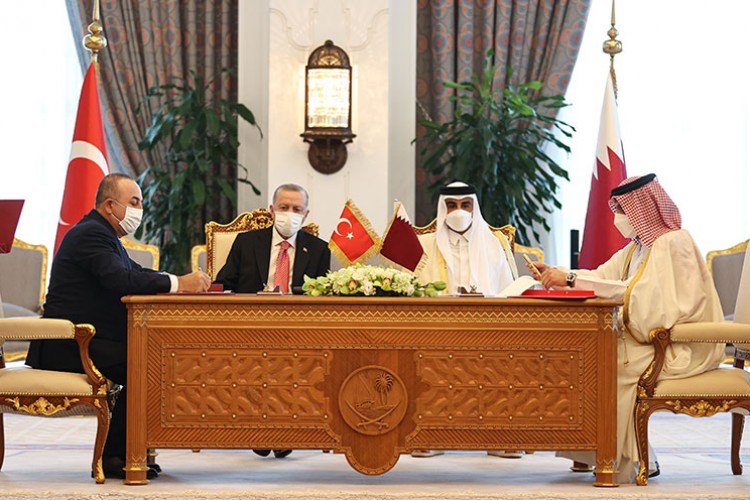 Katar'la 15 ikili anlaşma!..