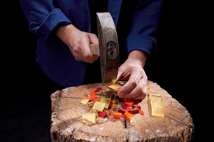 Tarihi zanaatkarlığı harmanlayan "Kırmızı Altın"