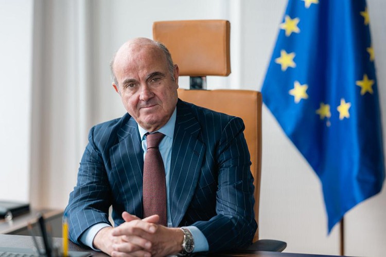 "Enerji arz şoku,büyüme üzerinde risk oluşturuyor"