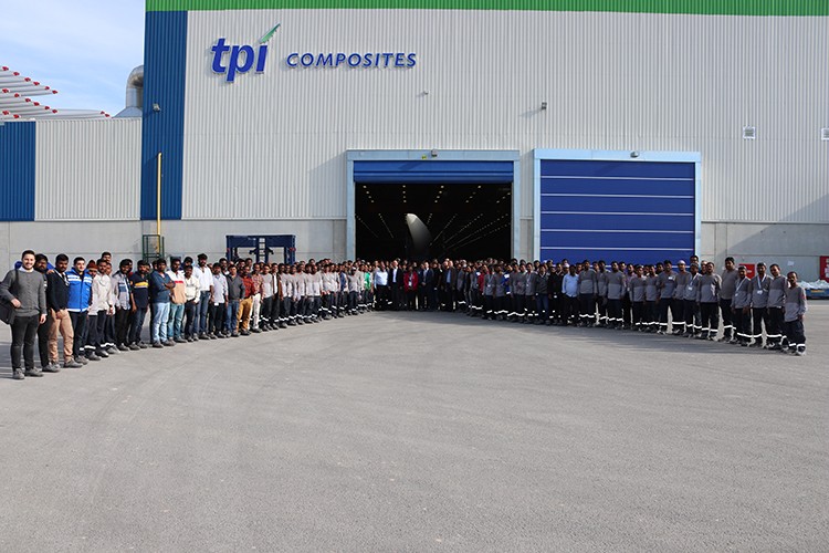 Hindistan'da fabrika kuruyor