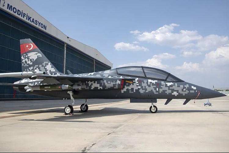 Milli Muharip Uçak 2023'te hangardan çıkıyor