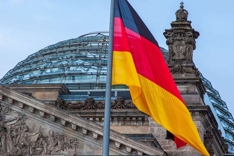 Almanya'da iş dünyasının güveni şubatta arttı