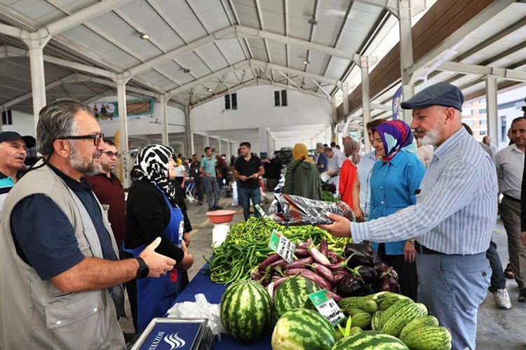 Kayseri'de "Yüzde 100 Ekolojik Pazar" açıldı