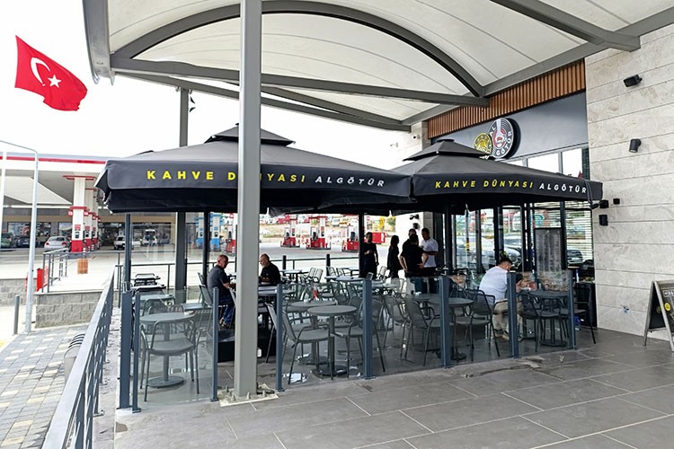 Yeni algötür mağazalarıyla lezzet yolculuğunu sürdürüyor