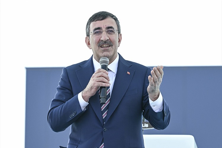 ""Bu tesisler sizlerin, çalışanların tesisleri"