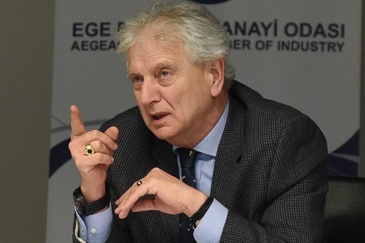 İzmir'in üreten ve döviz kazandıran başarısı