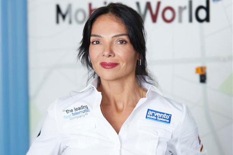 Arvento, yelken tutkusunu Kıbrıs'a taşıyor