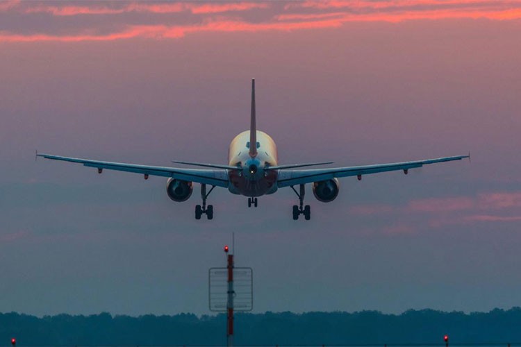 Türkiye hava sahasından her 14 saniyede bir uçak geçti