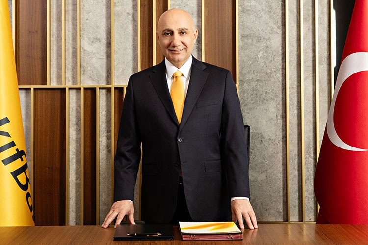 VakıfBank 250 milyon dolarlık kaynak sağlayan ilk banka oldu