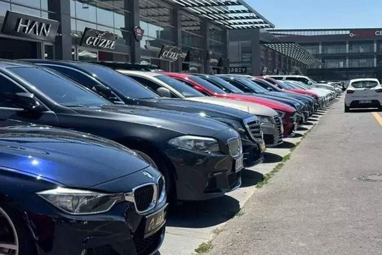 Borsada otomotiv şirketleri ağustosta hız kesmedi