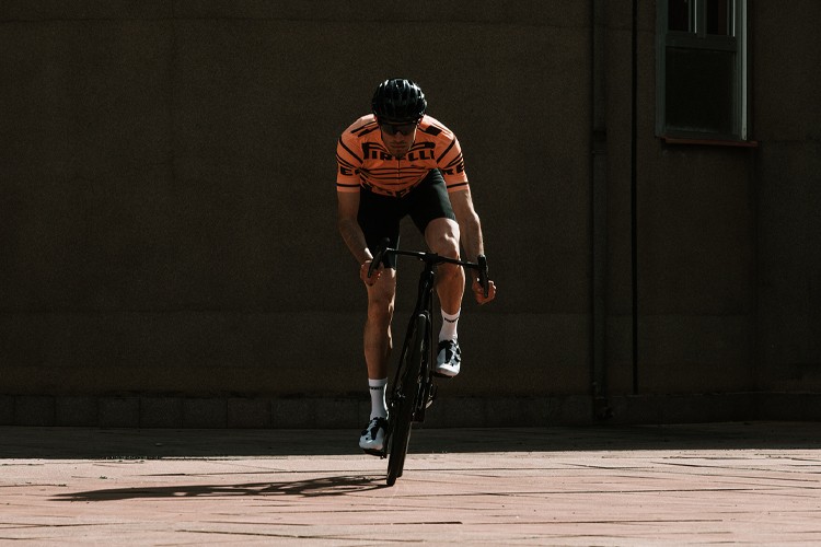 Santini Cycling sınırlı üretim teknik giyim koleksiyonunu tanıttı