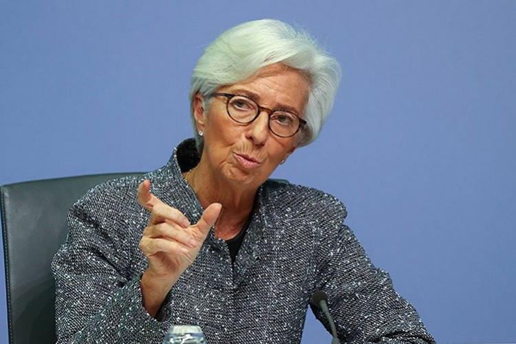 Lagarde Covid 19'a yakalandı