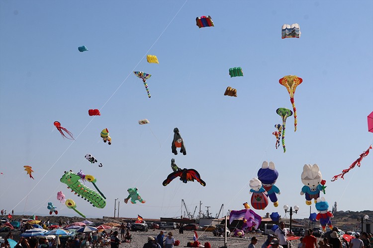 Uçurtmalarla yurt dışında Mardin'in kültürel öğelerini tanıtıyor