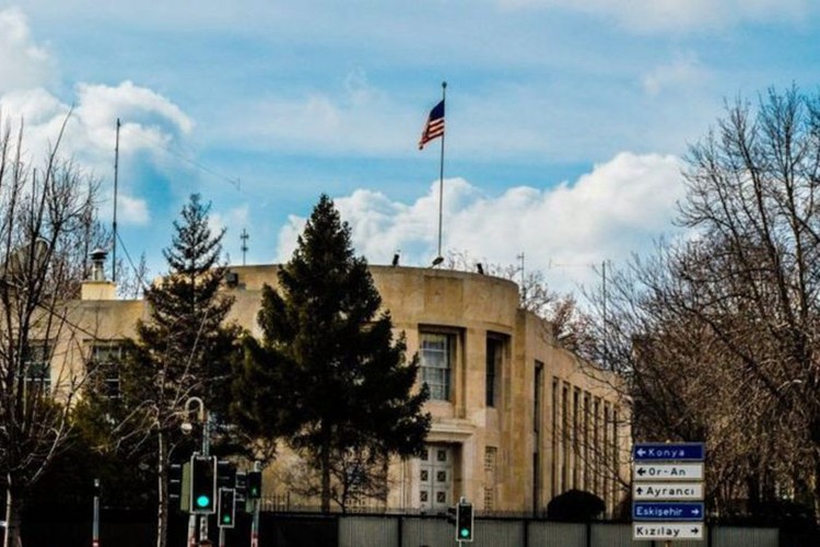 Büyükelçi krizinde yumuşama oldu, dolar düştü