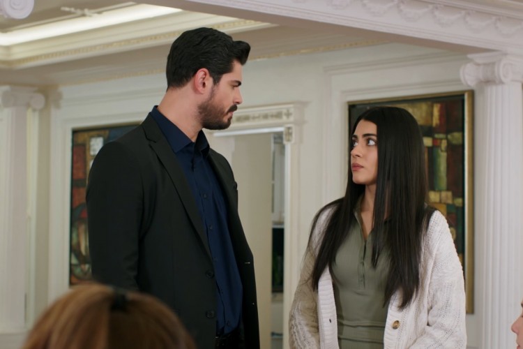 Derya'dan hançer gibi sözler!