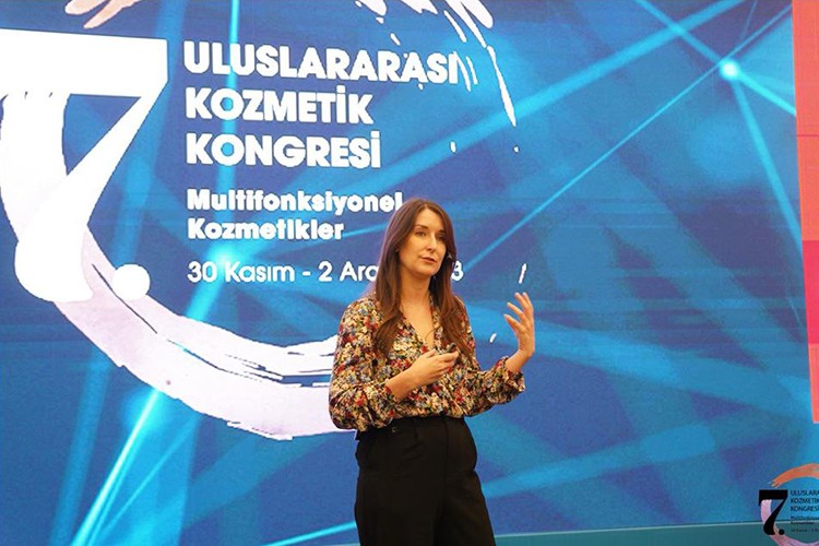 2024 güzellik trendi, sofistike sadelik