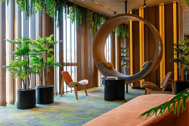 Novotel İstanbul Bomonti kapılarını açtı