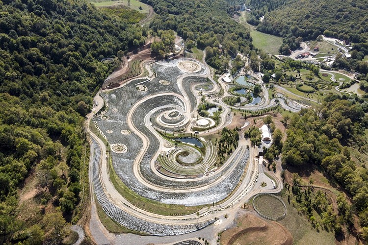 Van Gogh'un eserinden uyarlanılan park