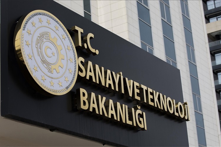 Stratejik yatırımlar "mega endüstriyel parklar" ve "endüstri şehirleri" ile güçlenecek