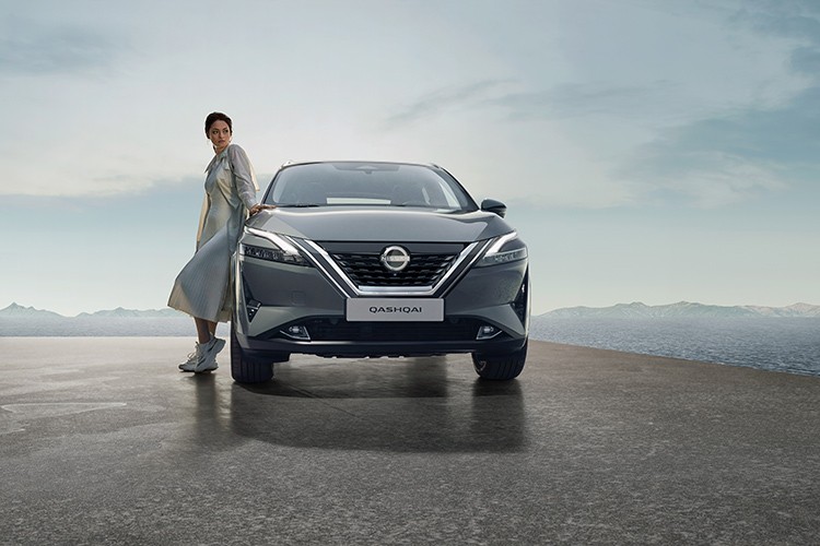 Nissan'dan göz alıcı elektrikli crossover