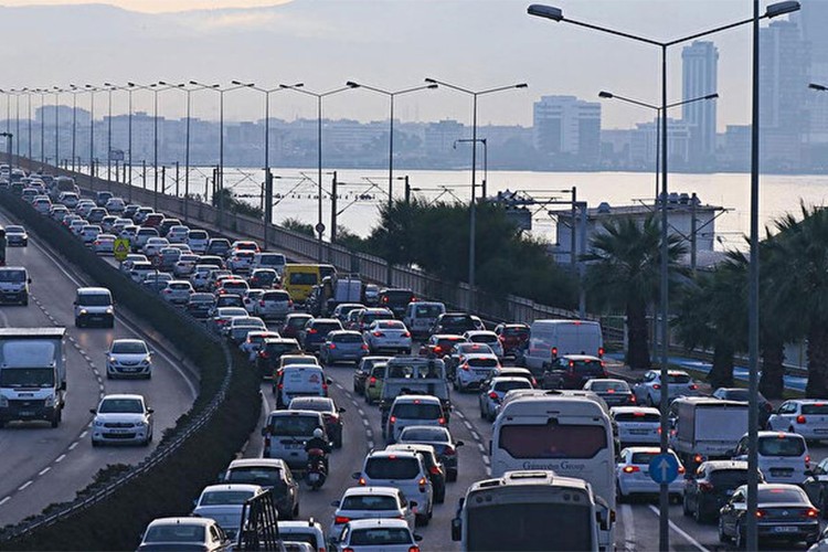 Bayramda yola çıkacaklara uyarı