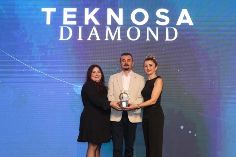 Türkiye'nin kusursuz müşteri deneyimi yaşatan markası bir kez daha Teknosa