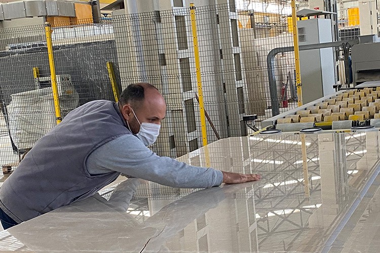 Uzakdoğu ve Güneydoğu Asya ülkelerinin prestijli yapılarına Türk taşları değer katacak