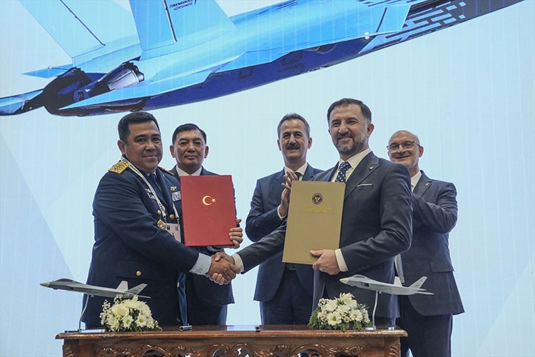 Endonezya'ya 48 adetlik KAAN uçağı satışında sözleşme imzalandı