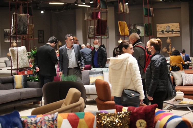 Uluslararası İzmir Mobilya Fuarı törenle açıldı