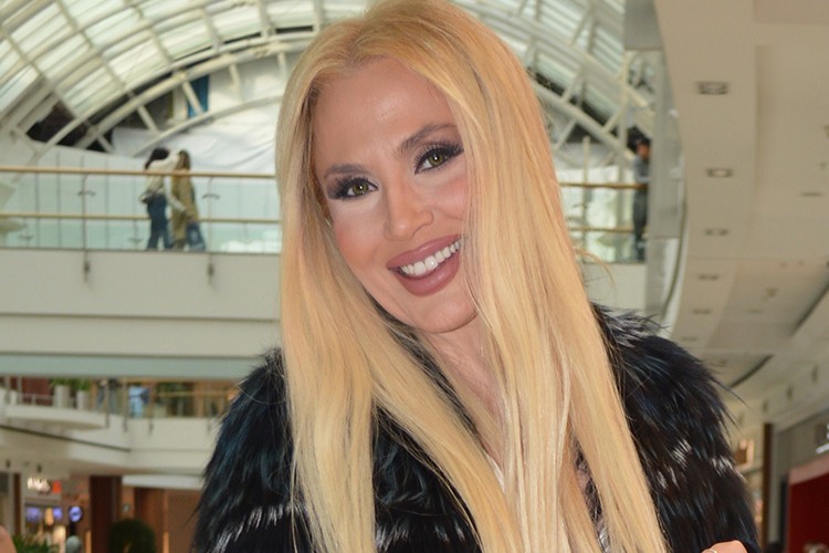 Lerzan Mutlu, neşeli tavırlarıyla dikkat çekti