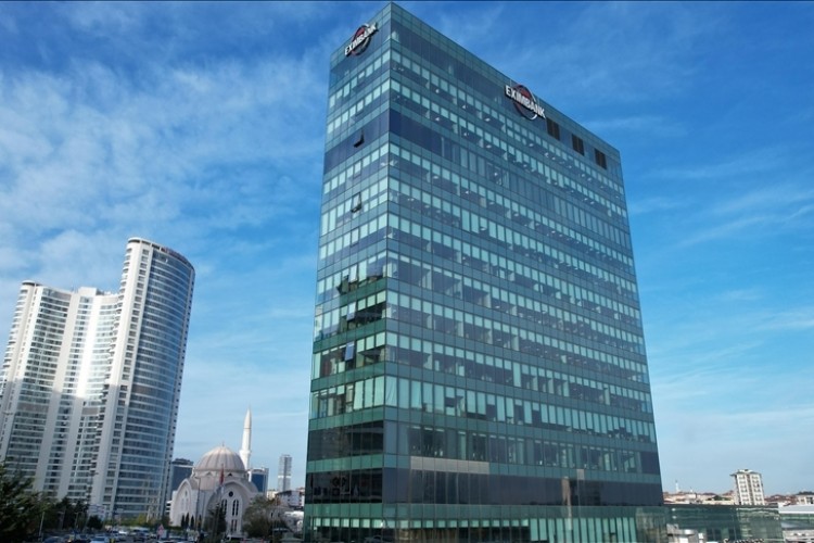 Türk Eximbank sendikasyon kredisiyle 728 milyon dolarlık kaynak sağladı