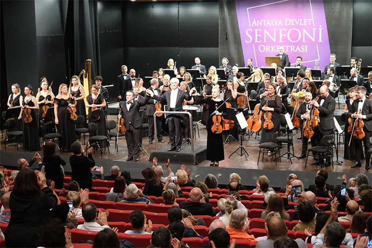 ADSO'dan dan "Rus romantik dönemine yolculuk" konseri