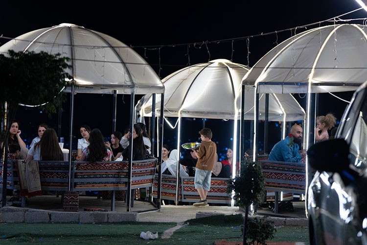 Zawa Dağı'na ziyaretçi akını