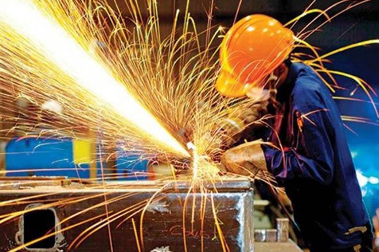 Sanayli üretimi azaldı