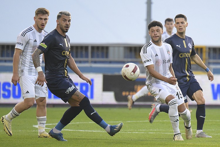 Beşiktaş sezonu mağlubiyetle bitirdi