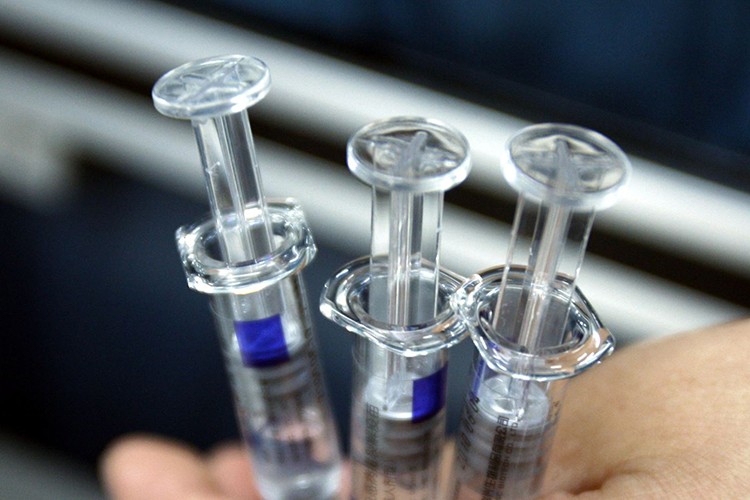 1 milyarlık aşı kredisi