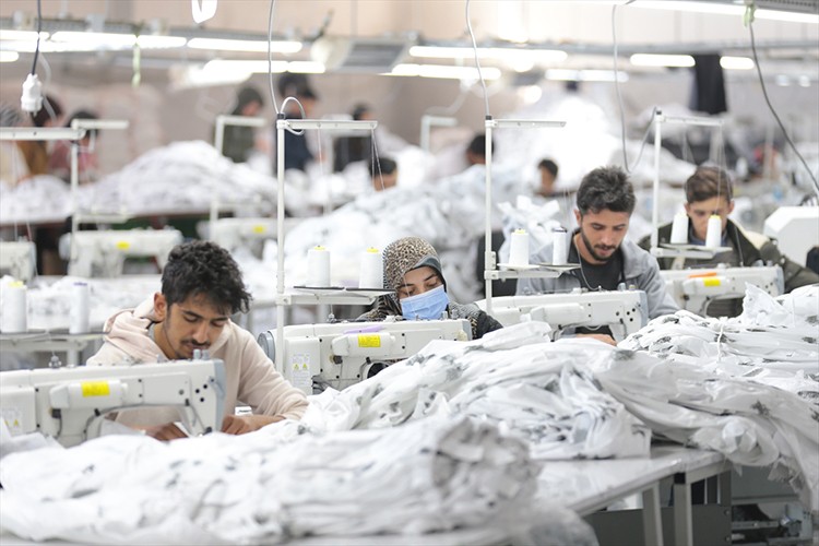 Kahta Organize Sanayi Bölgesi üretime devam ediyor