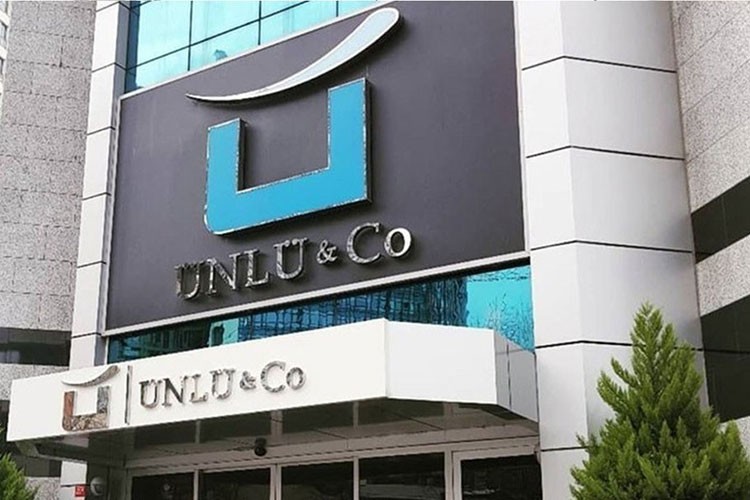Ünlü & Co, EMEA Finance'ta üç ödül kazandı