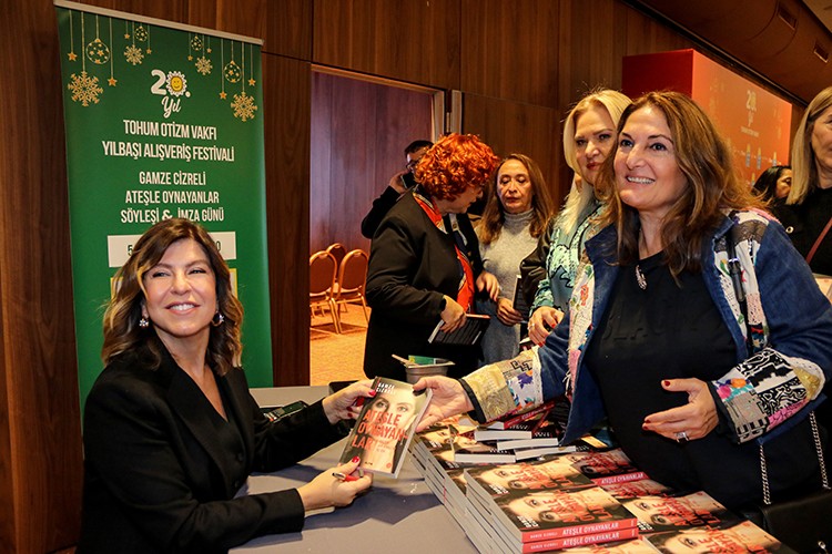 Otizmi çocuklar için alışveriş festivali