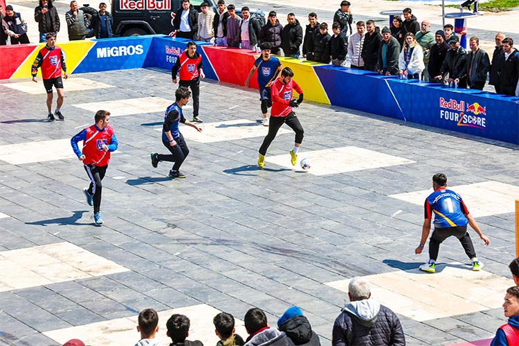 Red Bull Four 2 Score'da İlk Eleme Geride Kaldı